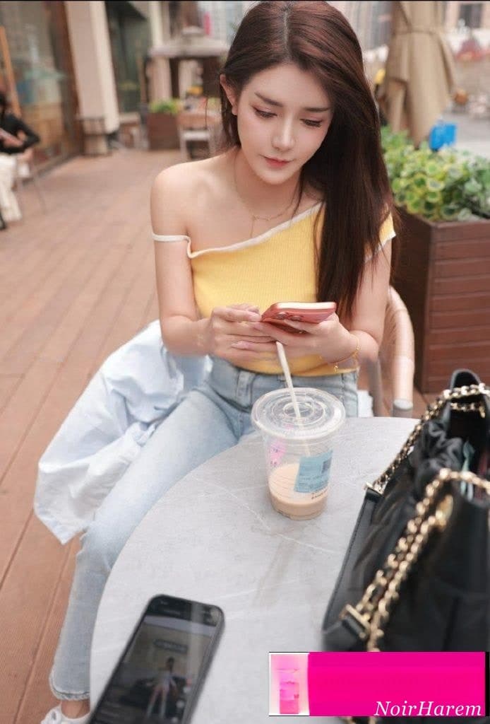 Yun Yun 雲雲 — 4