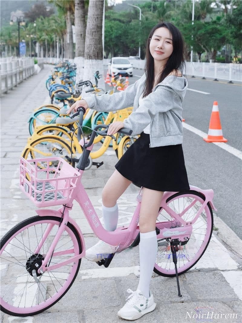 Fei Fei（菲菲） — 8