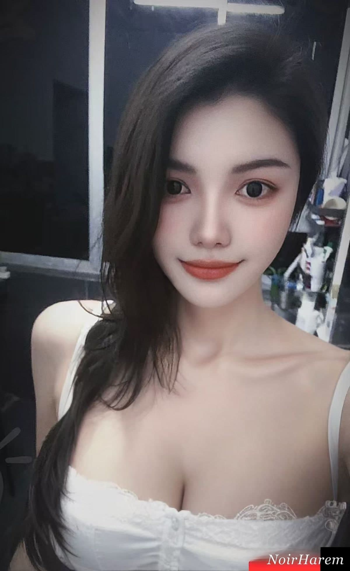 XiaoJiaJia-小佳佳 — 5