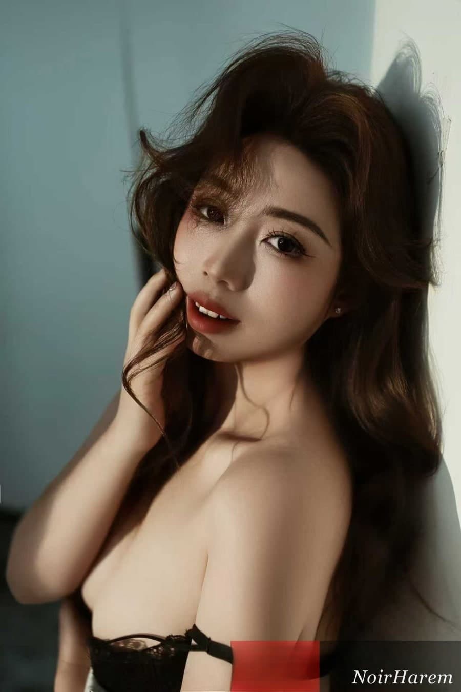 Lily《2510》 — 1