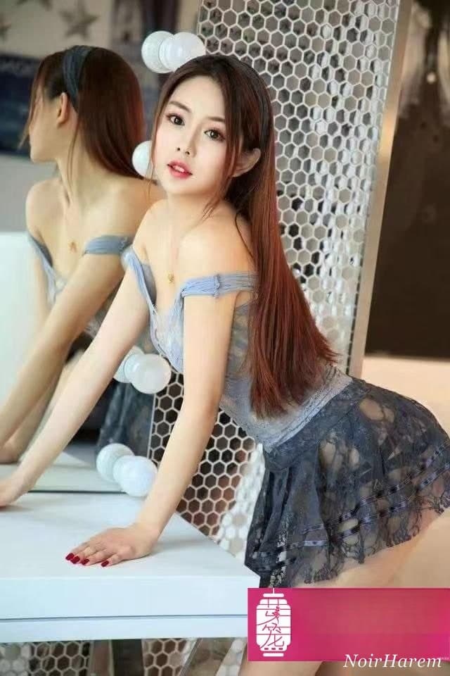 Lily 莉莉 — 3