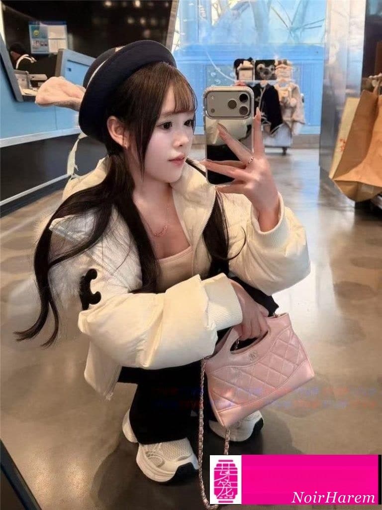 Xiao Fen 小芬 — 4