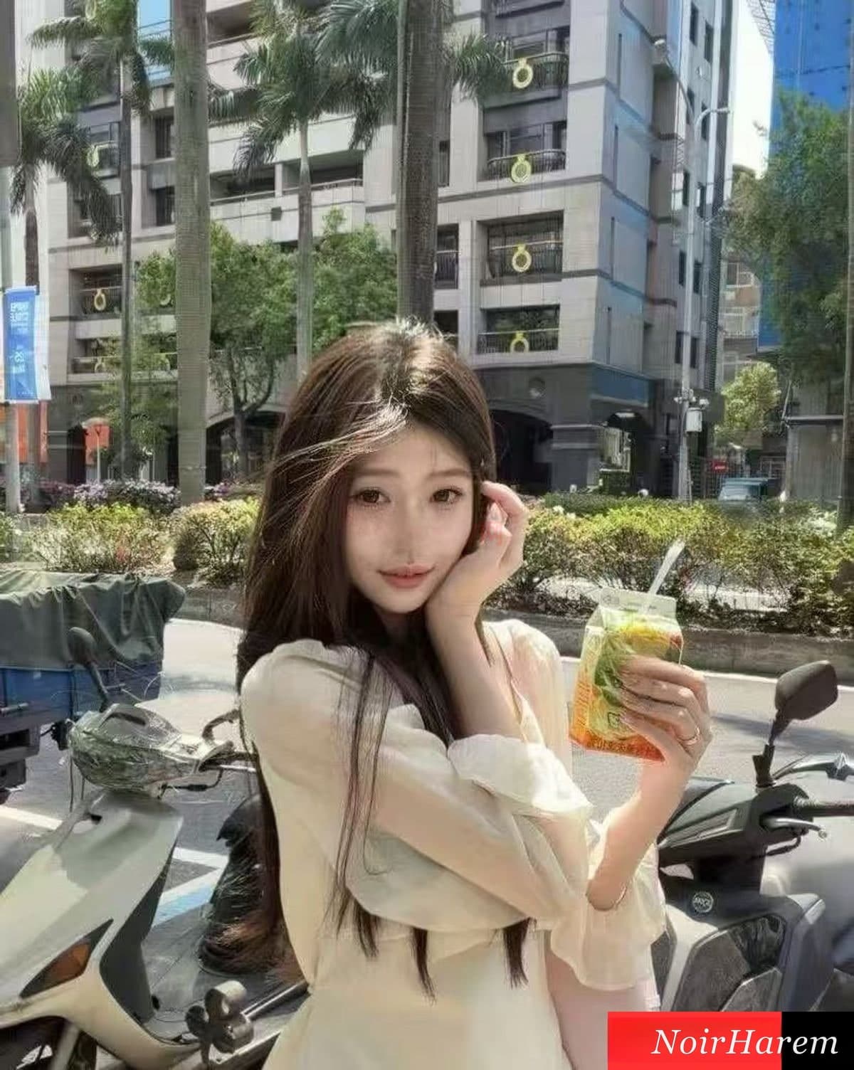 YueYue-悦悦 — 7
